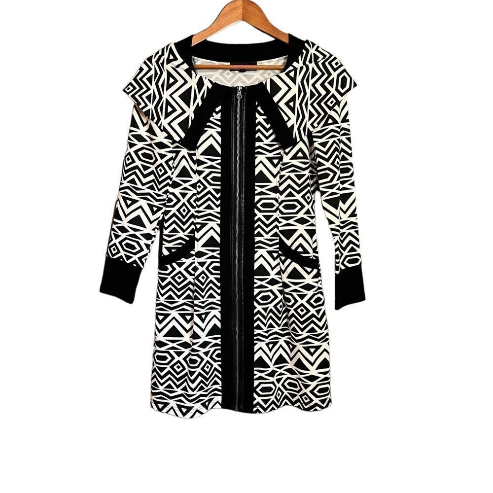 Paolo Tricot black & white‎ pattern coat. Size small